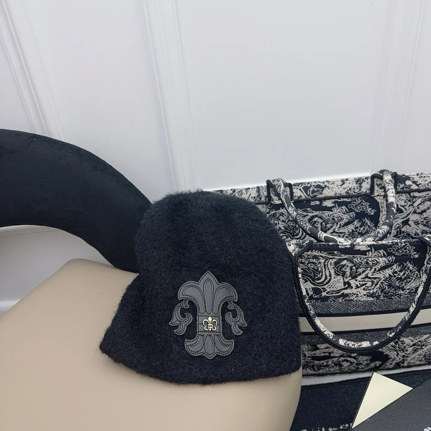 Crow Heart ✝️ Hot style pile of hats